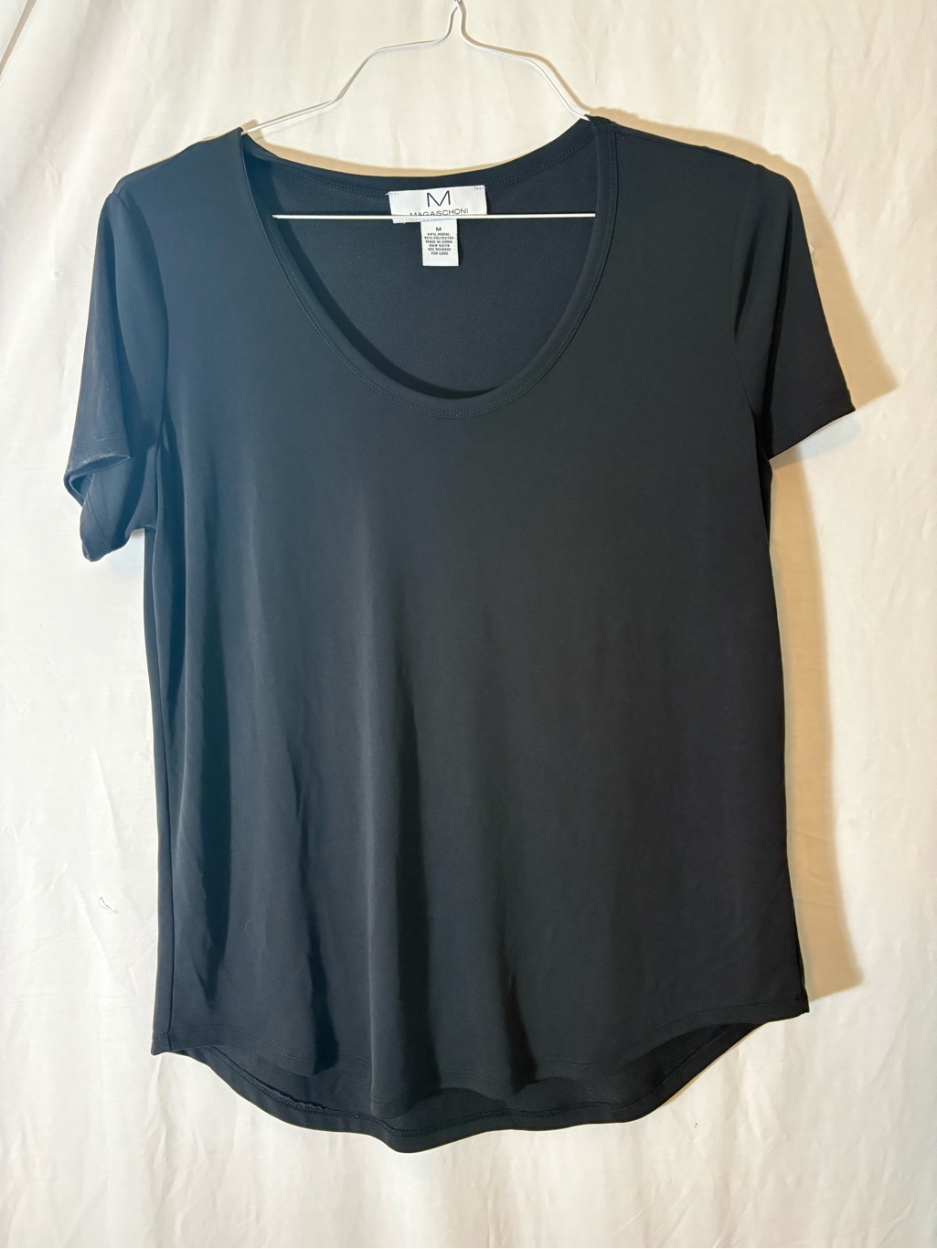 Magaschoni Soft Black Short Sleeve Scoop Neck Tee